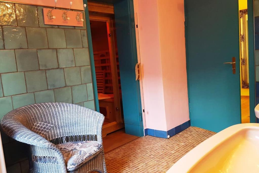 Casa Barzen - Stilvoll Urlauben An Der Mosel Lägenhet Reil Exteriör bild